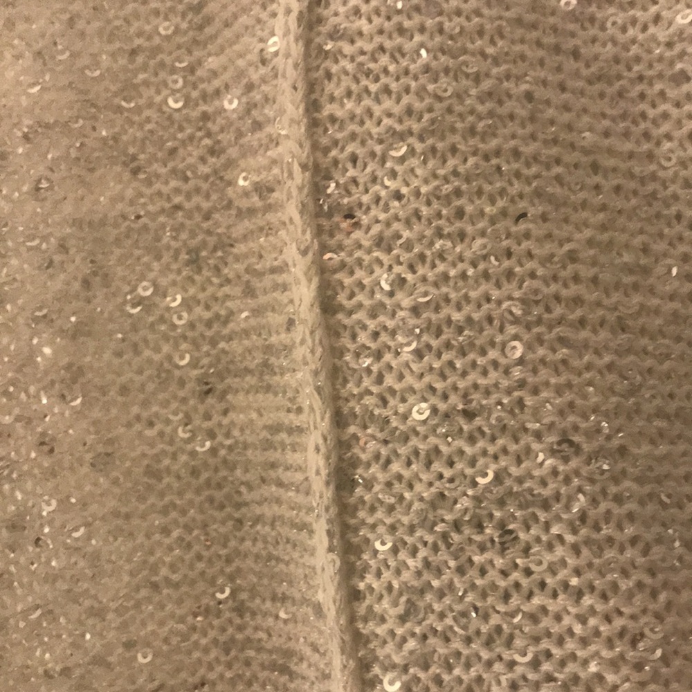 Sweater - Picture 3 of 6